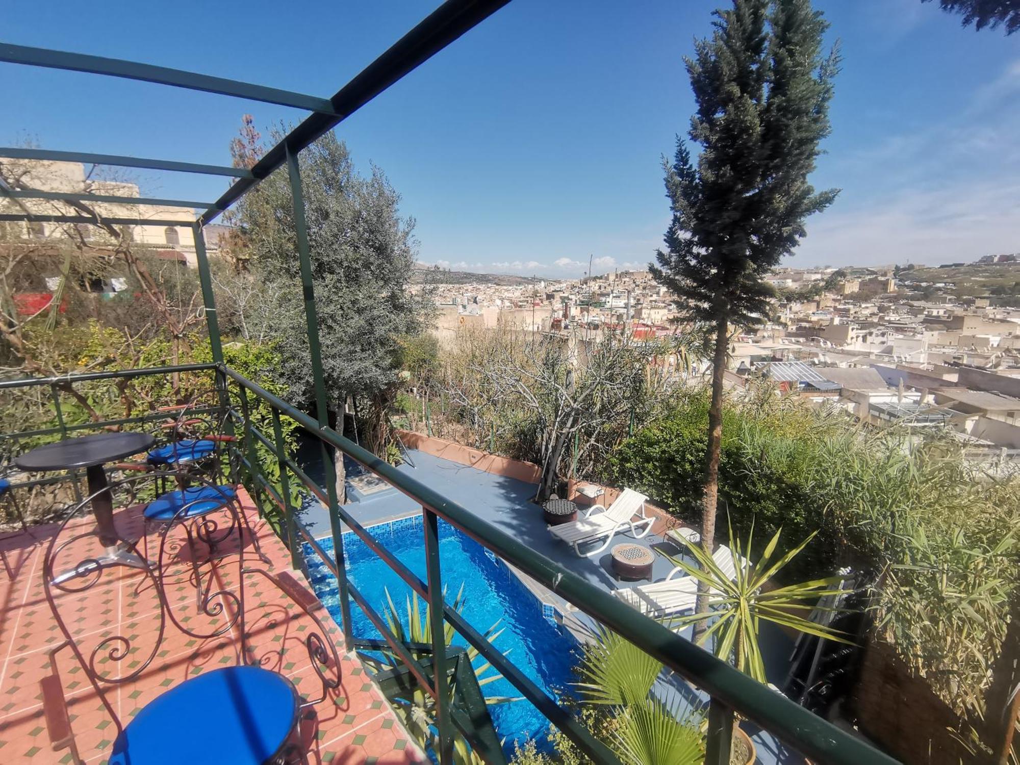 Appartement Avec Piscine Et Parking Prive *